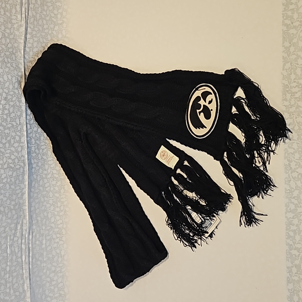 New Iowa Black Cable Knit Scarf